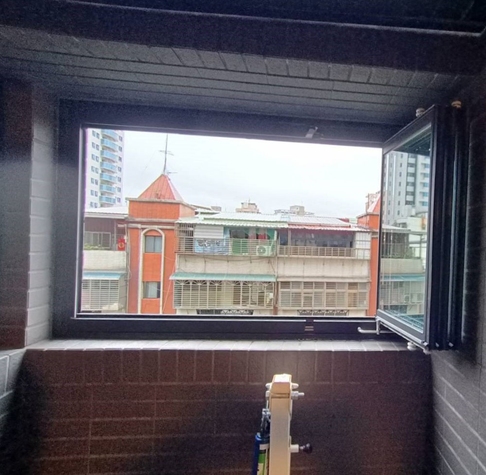 三重電信路3片開景陽台窗