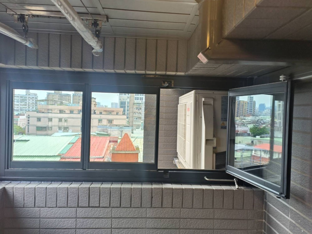 三重電信路3片開景陽台窗