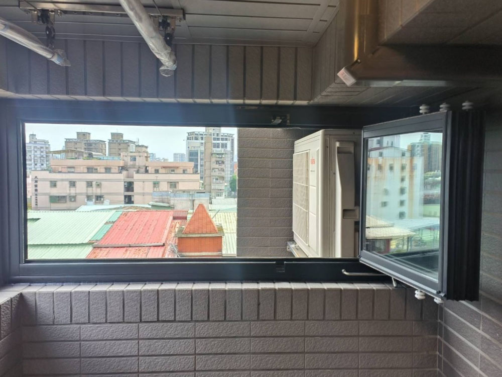 三重電信路3片開景陽台窗