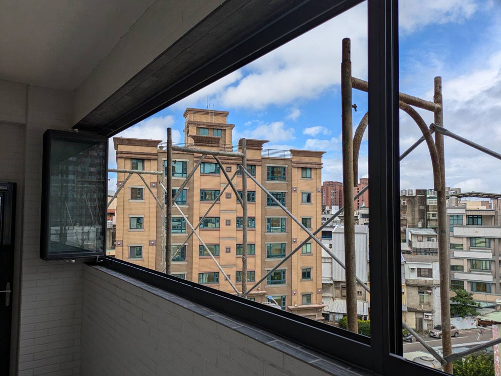 新竹竹光路6片開景陽台窗