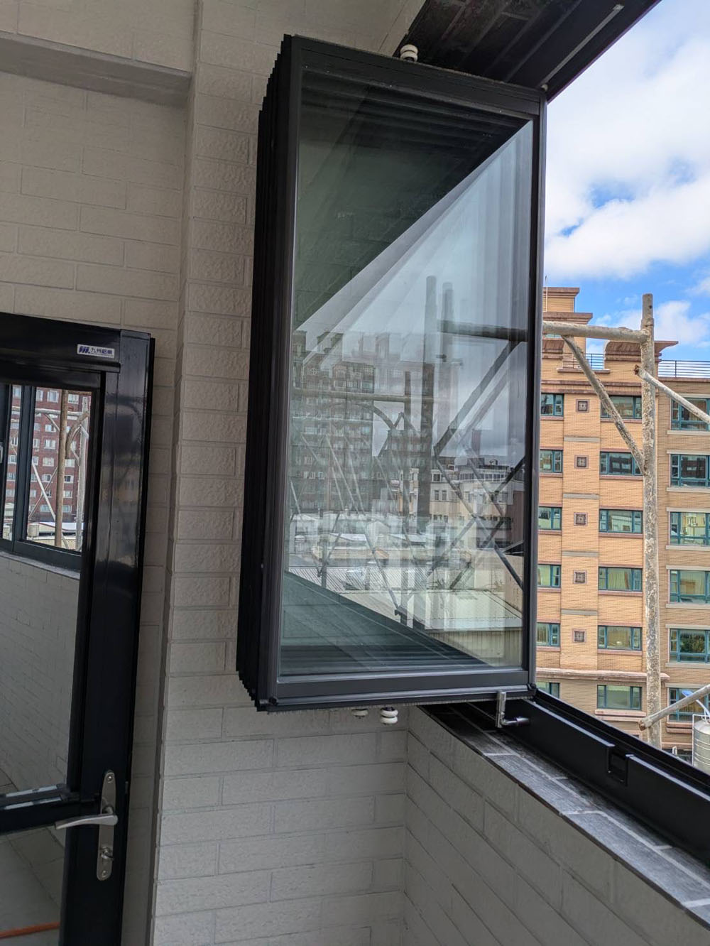 新竹竹光路6片開景陽台窗