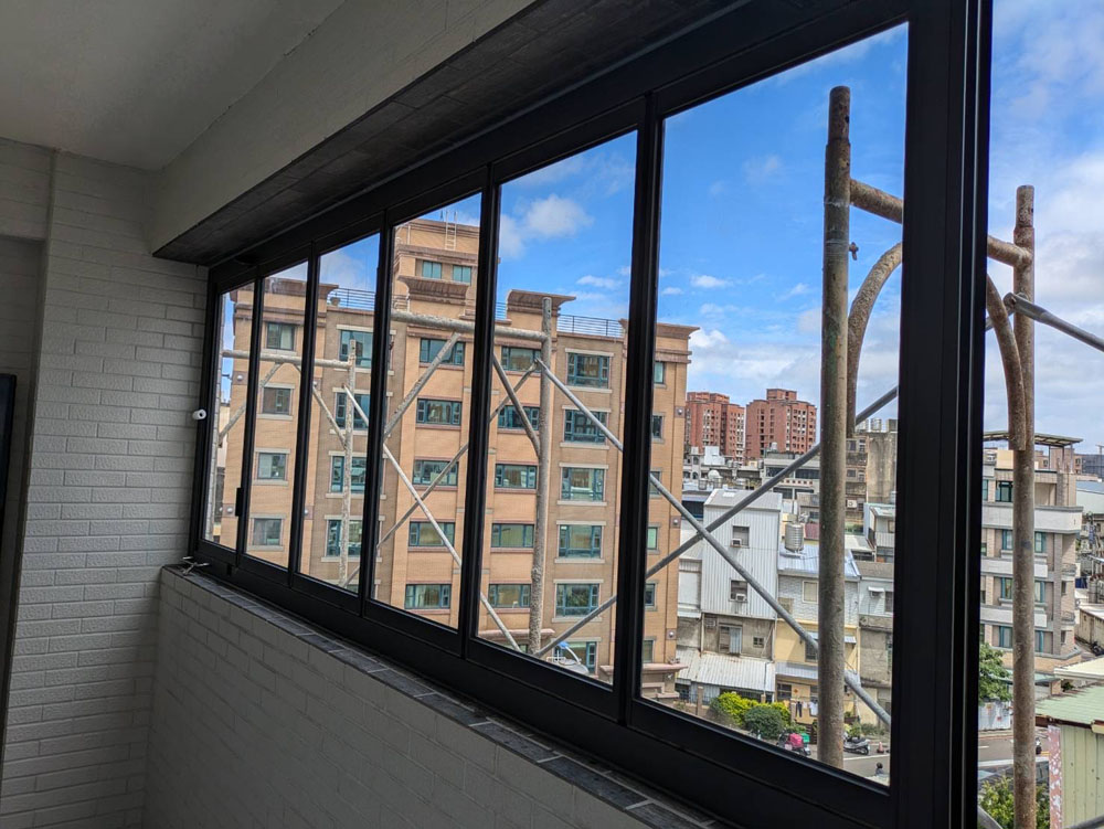 新竹竹光路6片開景陽台窗