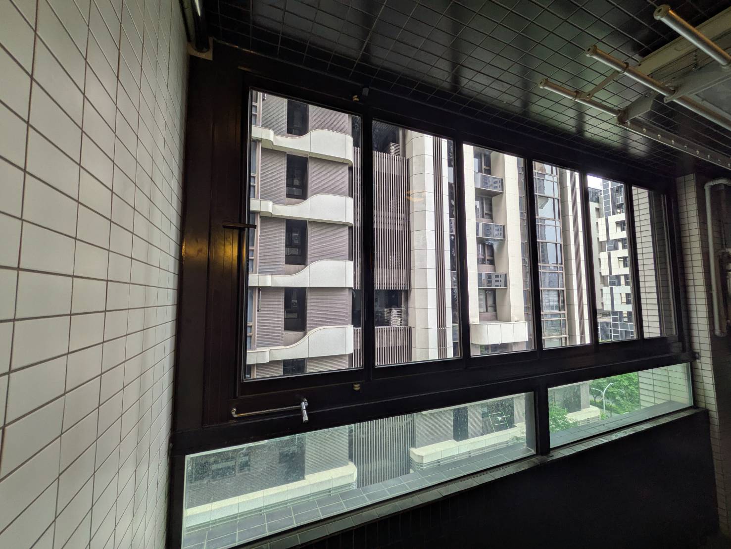 新莊中央路5樓開景陽台窗