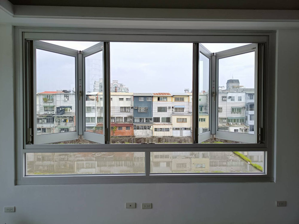 宜蘭包舊框4片折疊窗