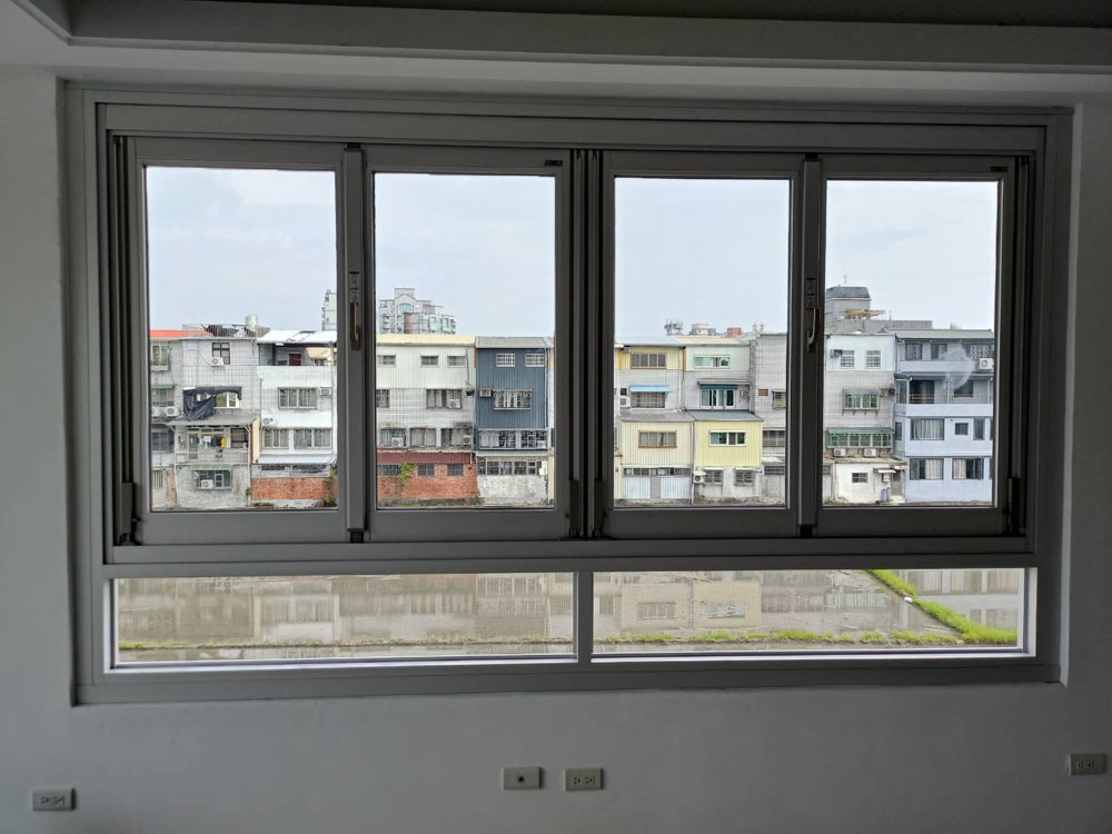 宜蘭包舊框4片折疊窗