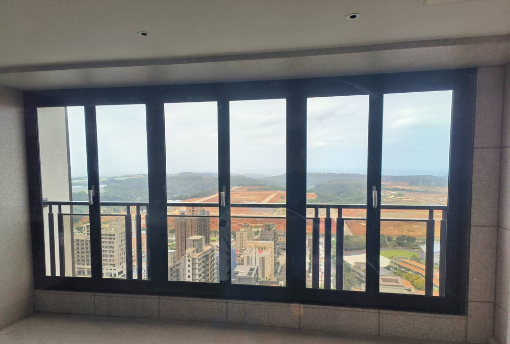 林口文化3路6片折疊門