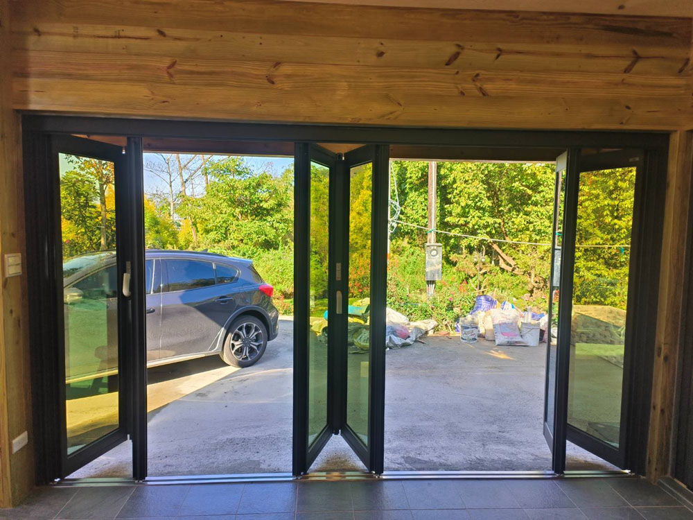 慶福路6片折疊門