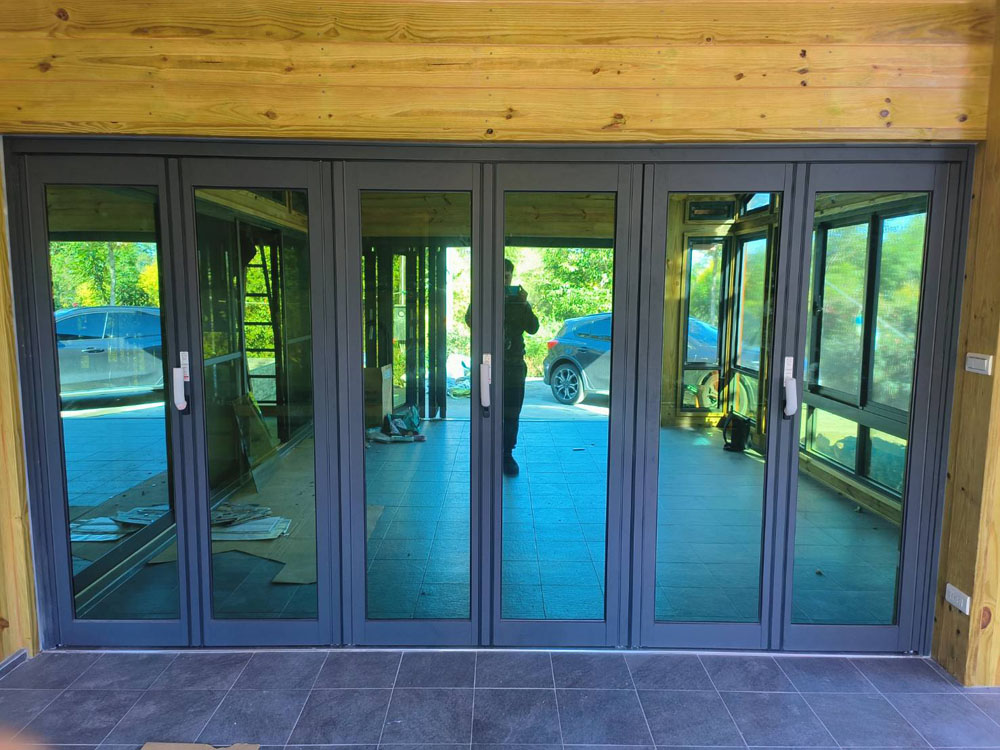 慶福路6片折疊門