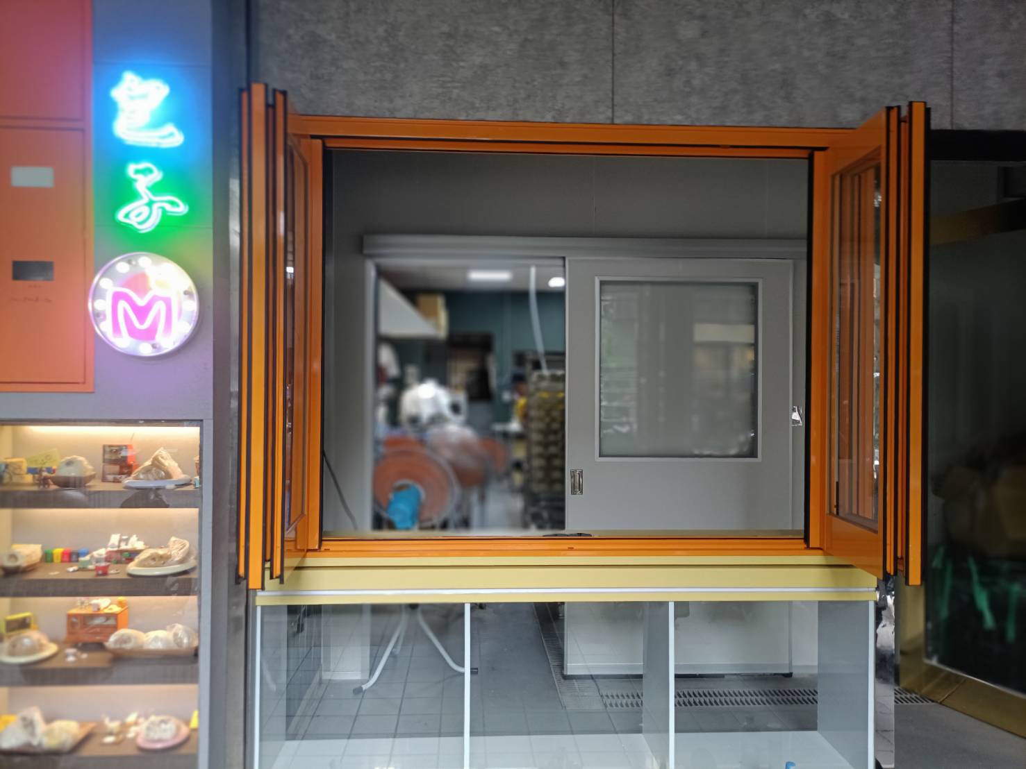 台北市永福街4片摺疊門