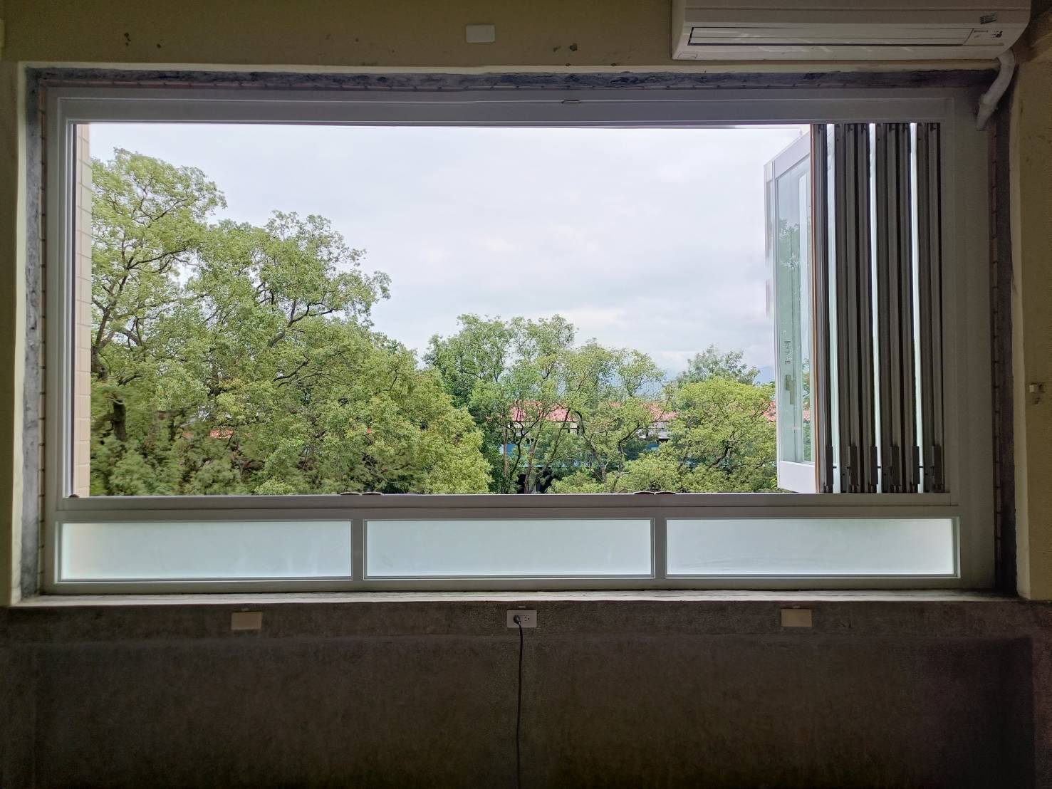 新竹竹東高中6片折疊窗