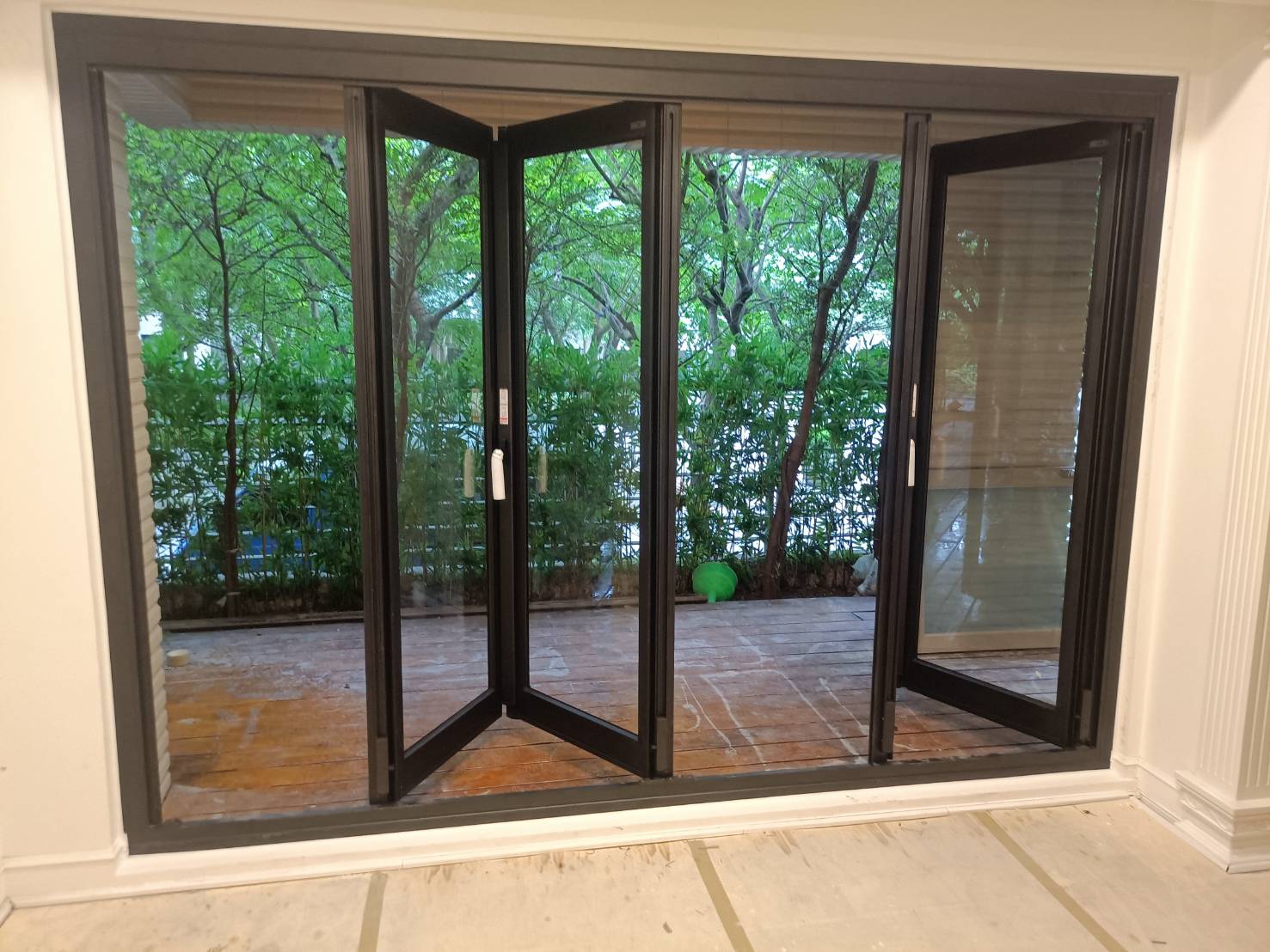 台北中山北路4片折疊門