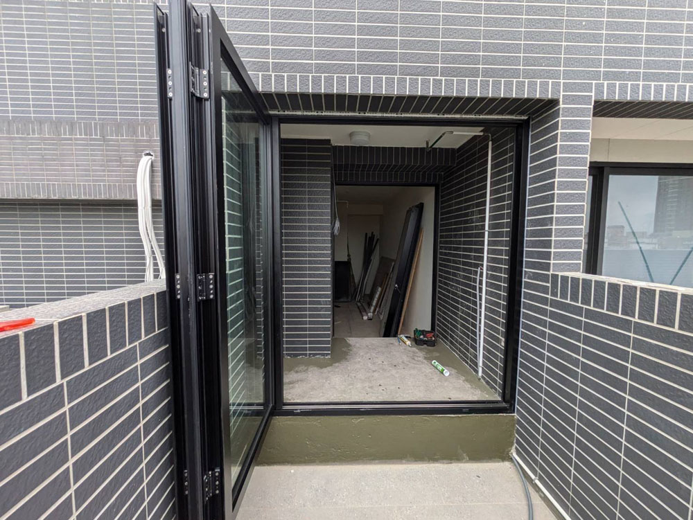 三重同安街kS78 2片折疊門