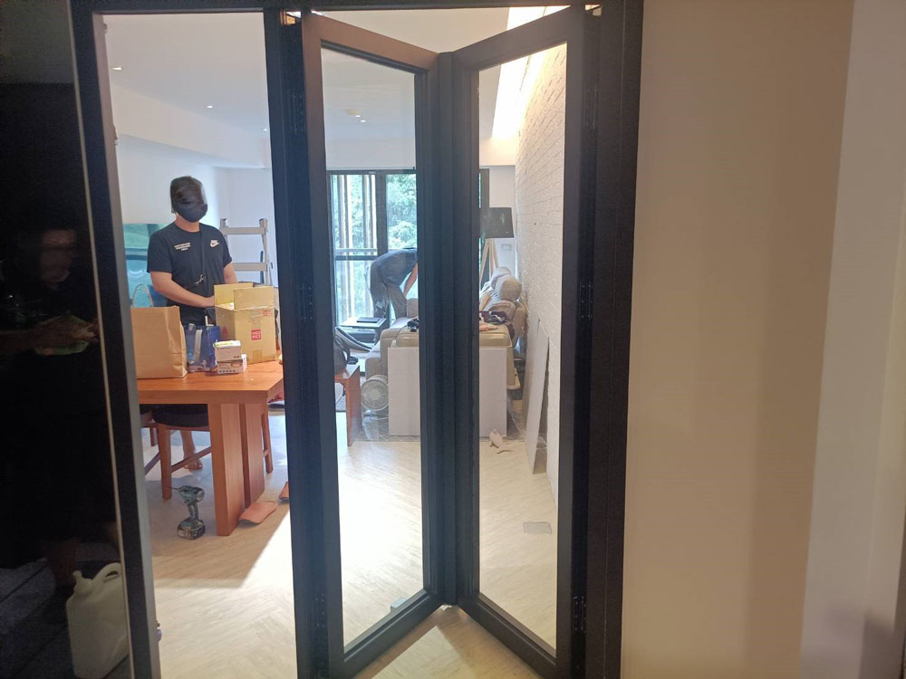 內湖安泰街KS78 2片+包舊框 折疊門