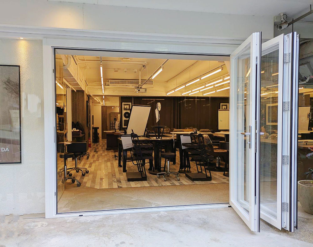 台北仁愛路KS78 2+1折疊門