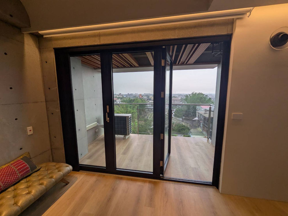 宜蘭礁溪2+1折疊門