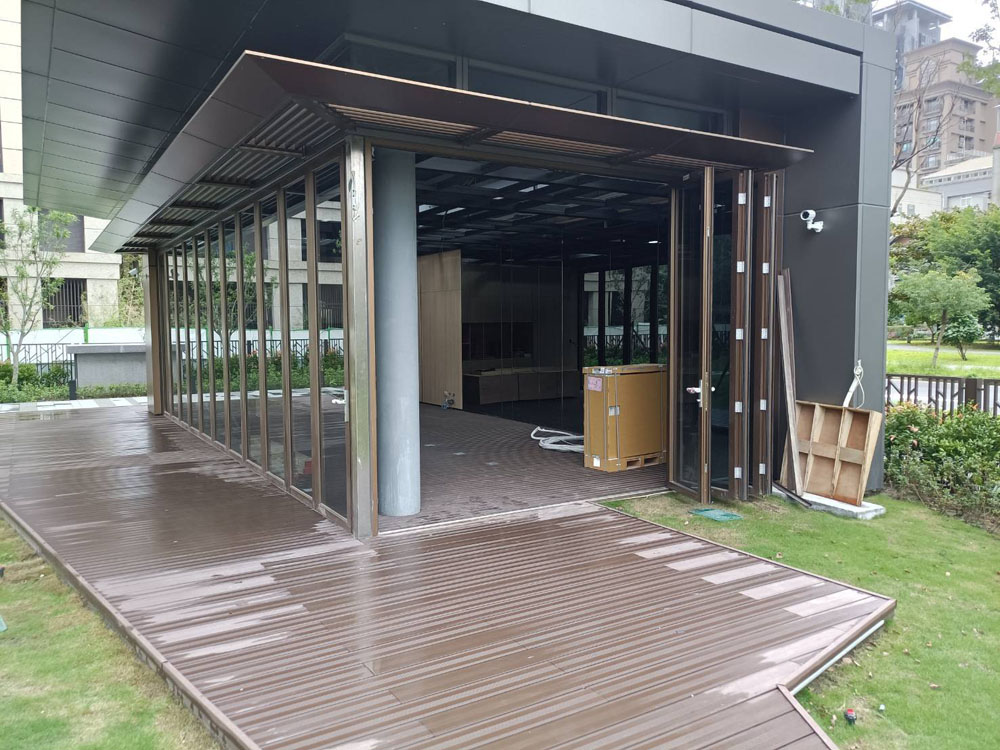 新店央北一路KS78 10+0折疊門