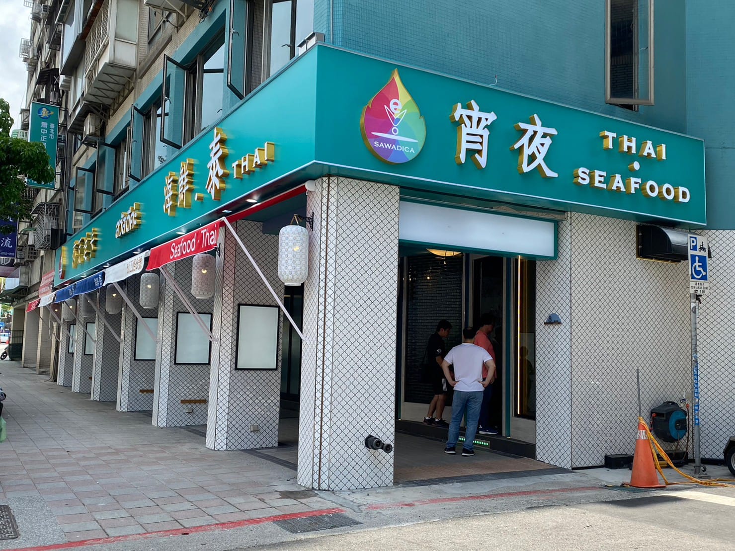 台北松江路KS50 4+1折疊門