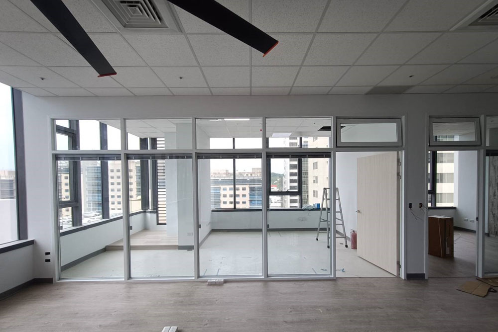 竹北台元2街 內藏百業拉繩