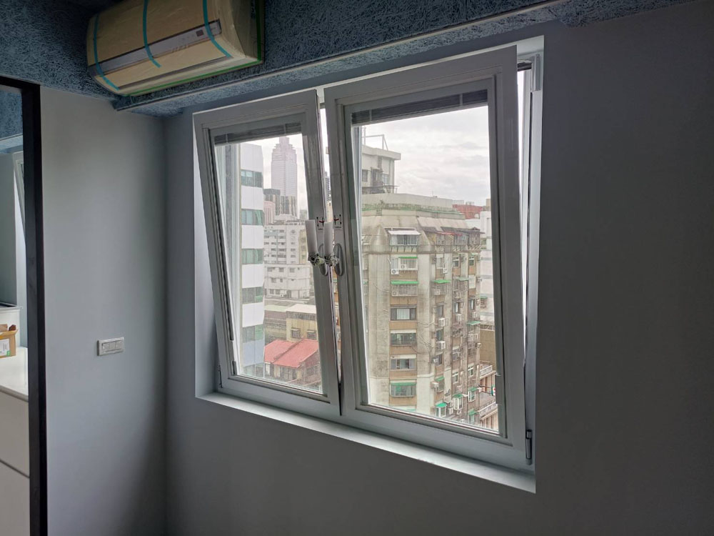 台北西寧北路 內倒內開+內藏百業磁滑