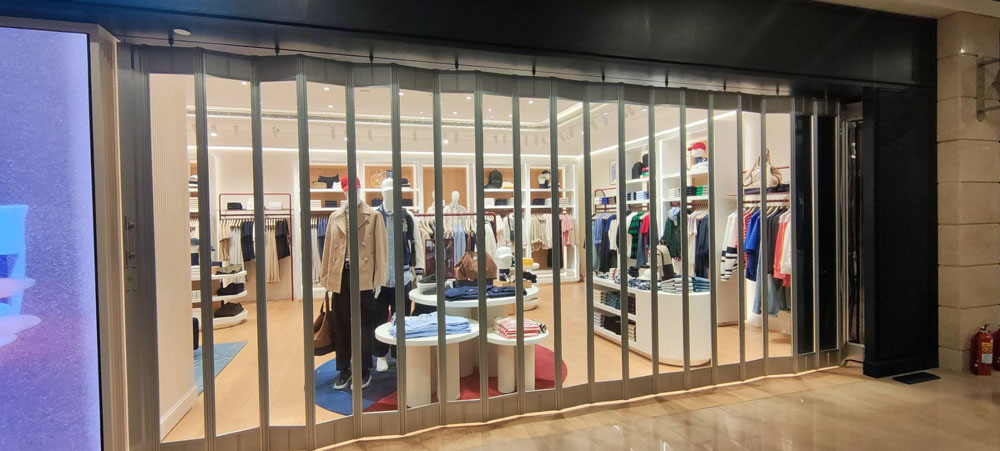 台北101專櫃 水晶折疊門