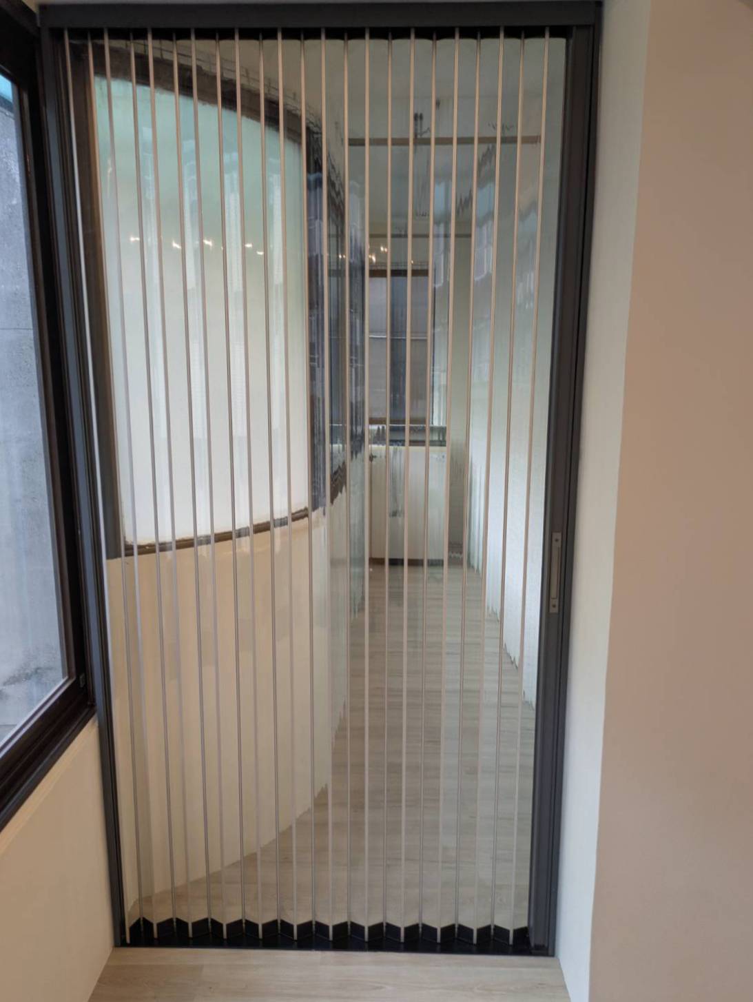 桃園復興路金屬摺疊紗網安裝