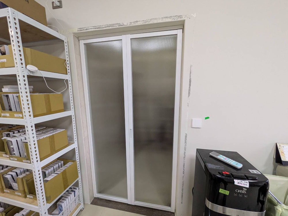 三峽長泰街2片折疊門