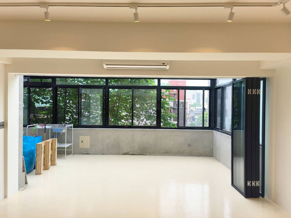 台北市辛亥路8片折疊門