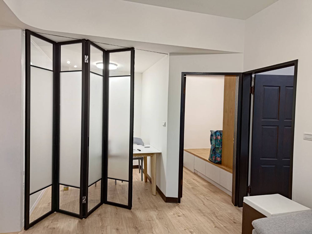 桃園華信五街4片折疊門