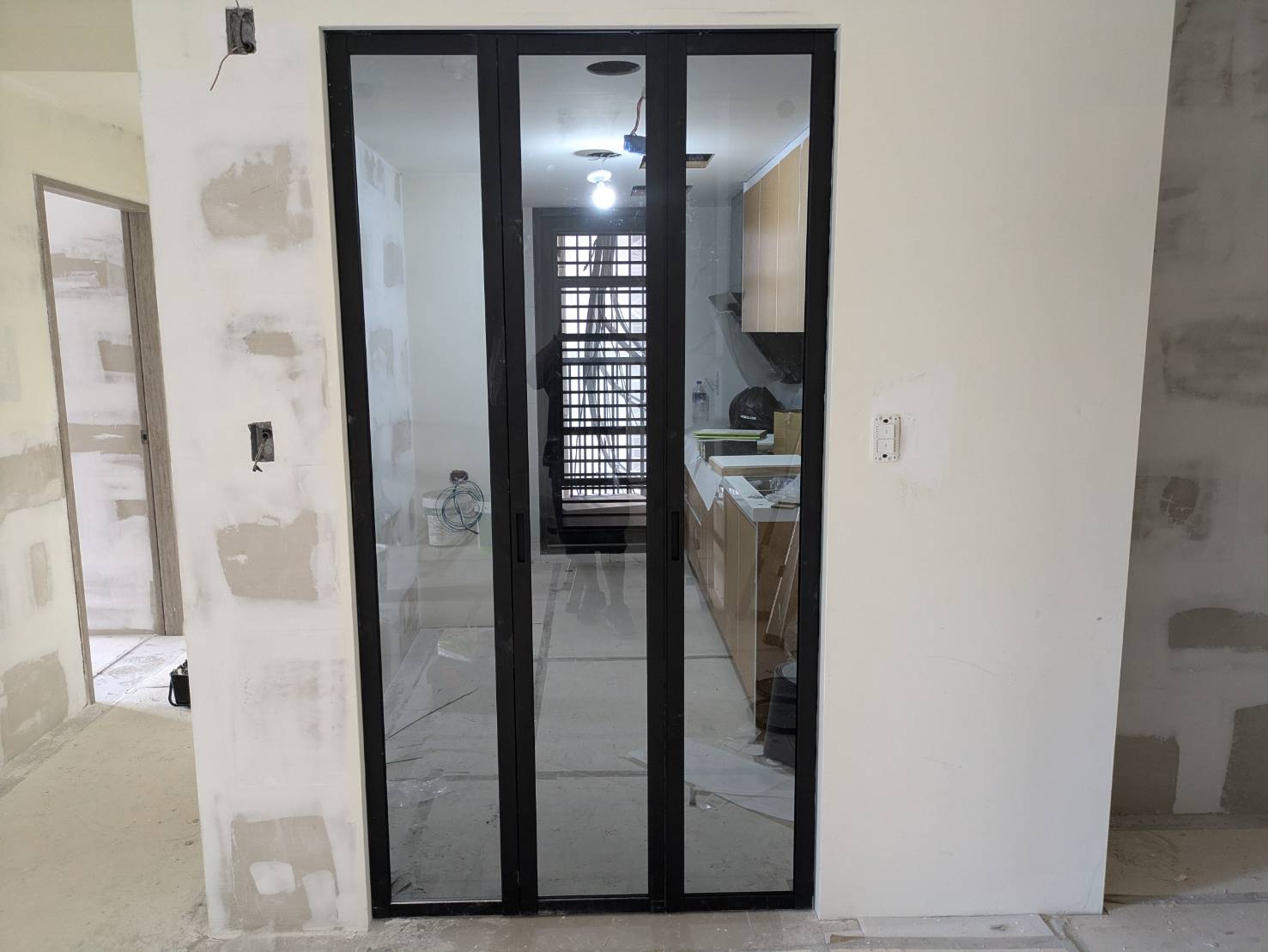 桃園清溪一路3片折疊門