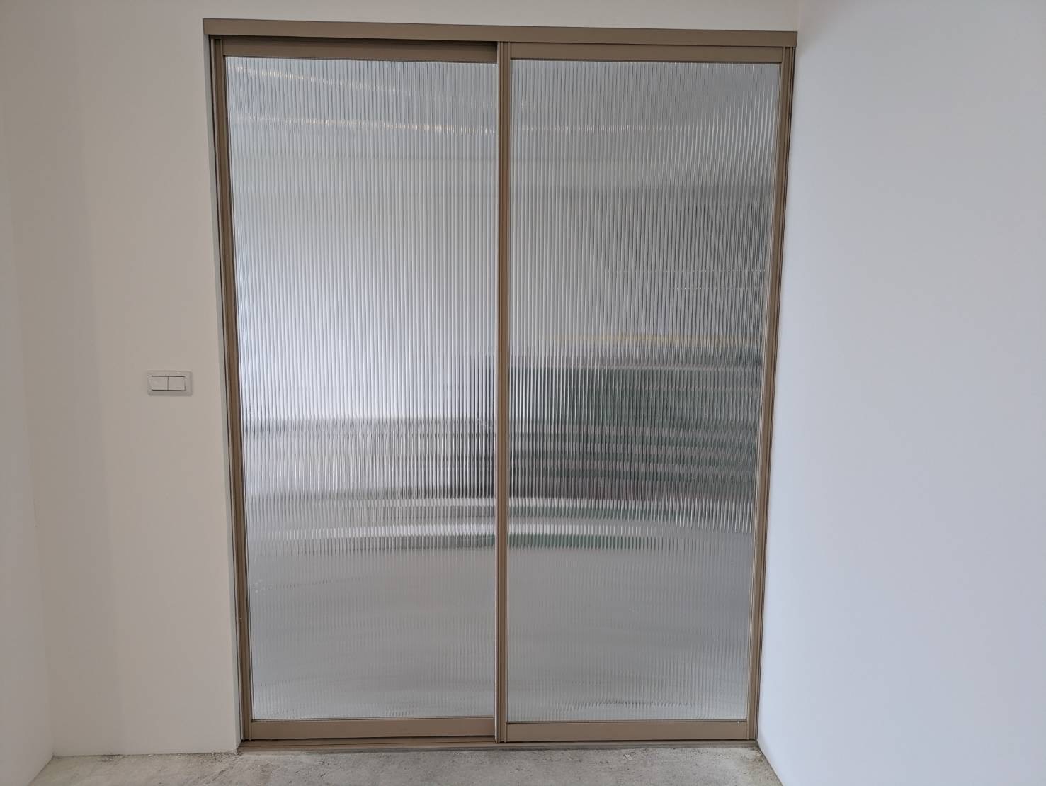 淡水濱海路細鋁框橫拉門