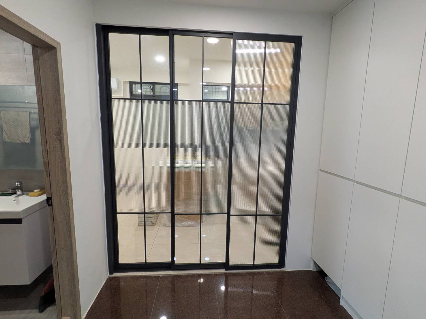 桃園大仁路三片橫拉