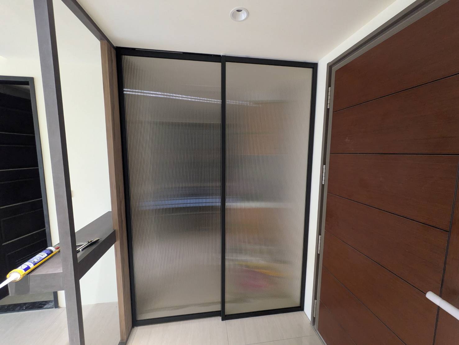 桃園日光路2片橫拉